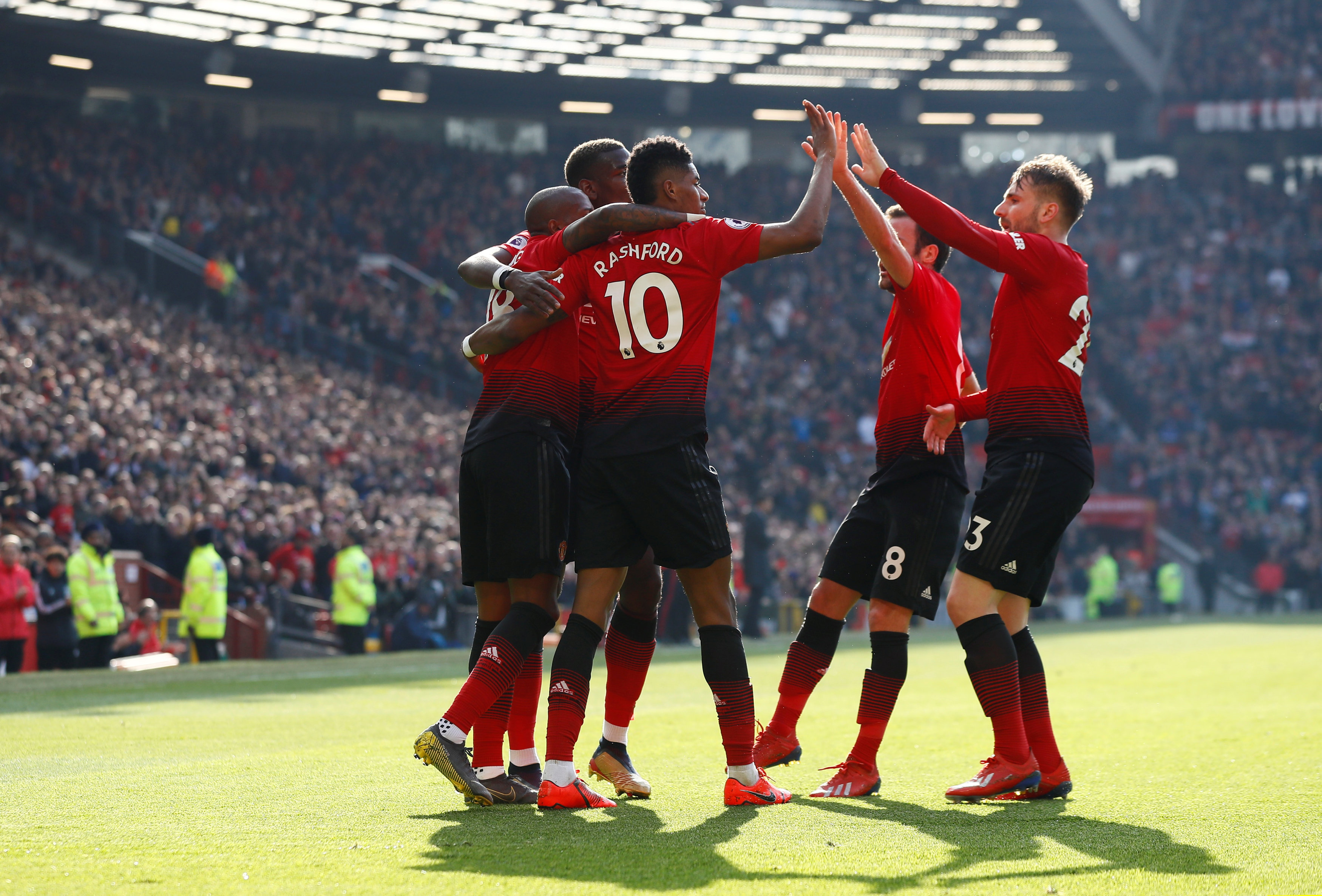 影響他在英 影響他在英